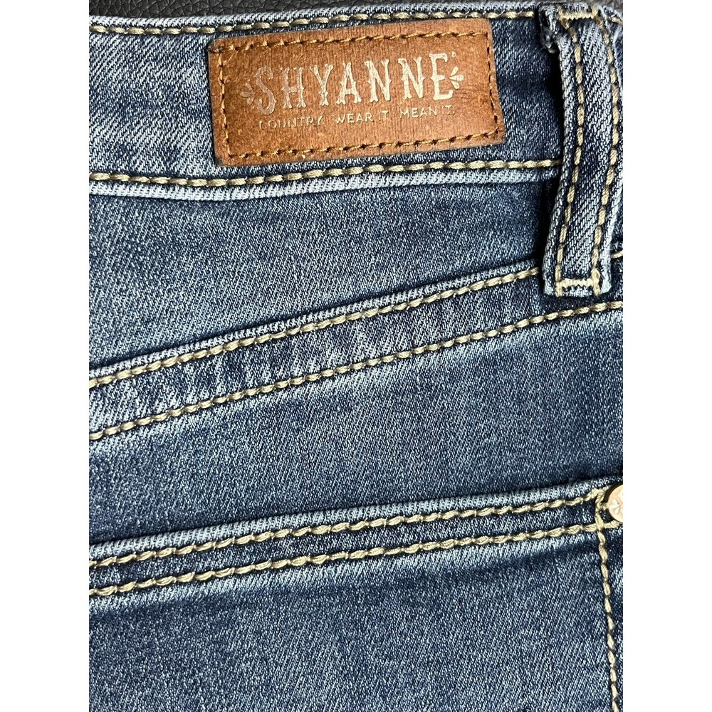 SHYANNE 31W 32.5L Flare Jeans Embroidered Floral Stretch Boho Western Bootcut - Picture 4 of 11